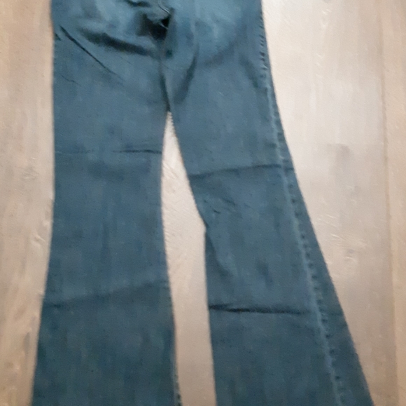 Silver jeans - Picture 2 of 3